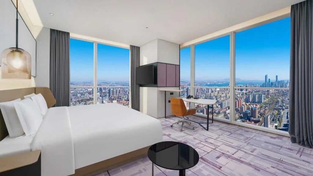 Crowne Plaza — 12