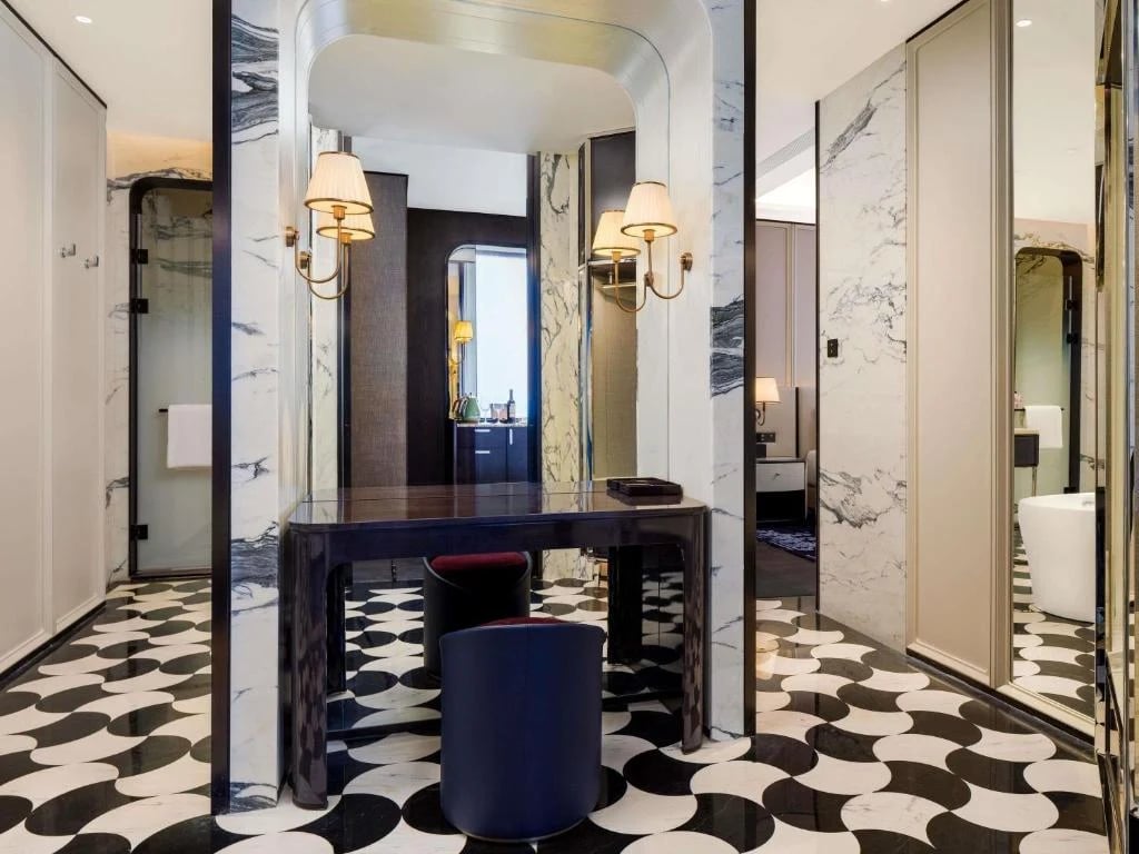 Sofitel — 6