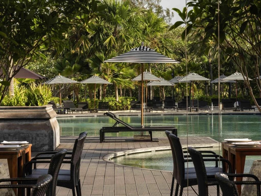 Pullman Phuket Karon Beach Resort — 11